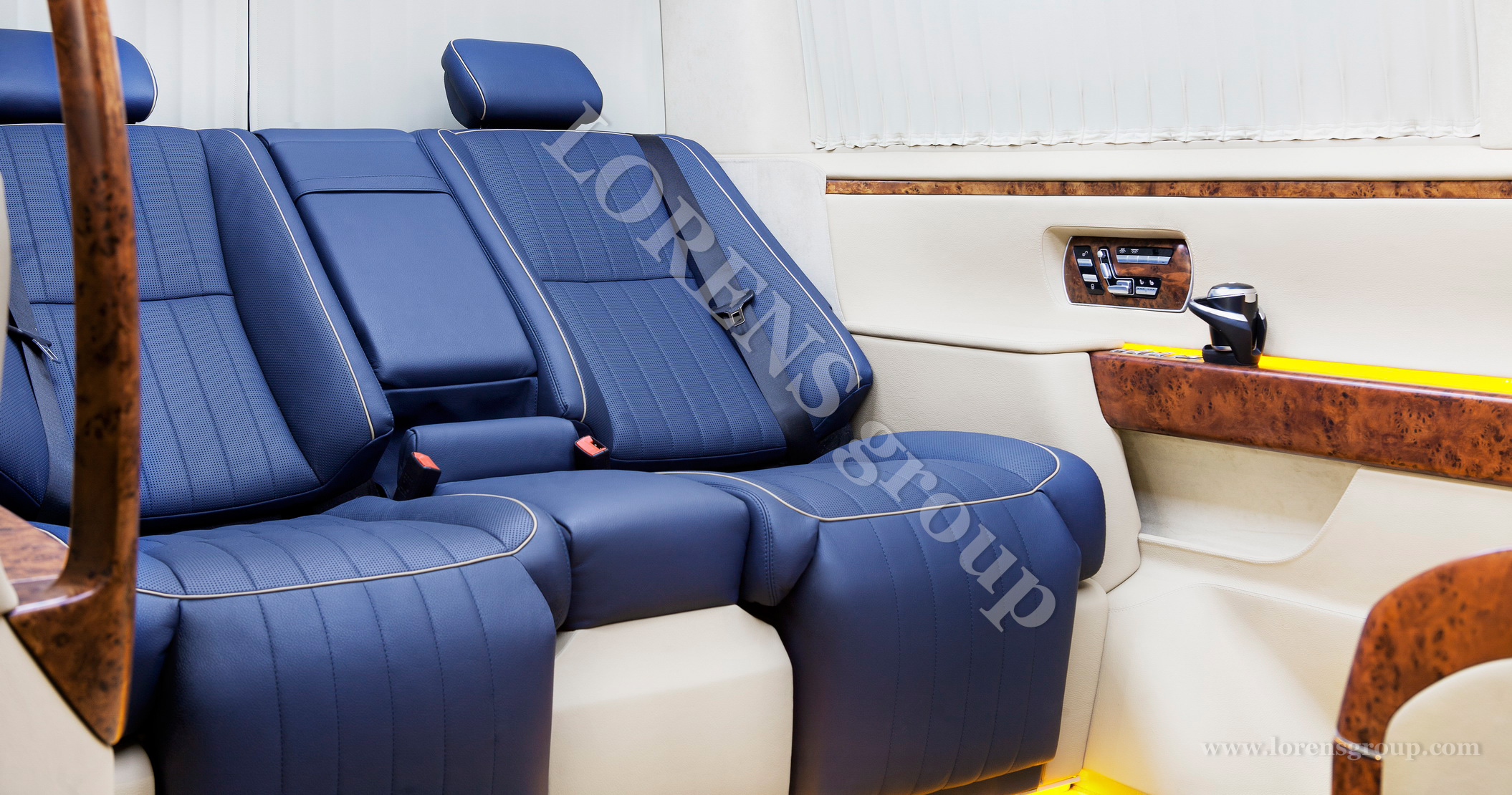 Mercedes Sprinter blue